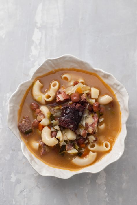 Zippys Portuguese Bean Soup Recipe - Happy Ladles Chinese Chili Sauce, Smoked Ham Hocks, Portuguese Bean Soup, Chinese Chili, Portuguese Sausage, Ham Hocks, Cabbage And Potatoes, Bean Soup Recipe, Tortilla Soup Recipe