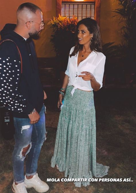 Sara Carbonero, la gran protagonista del último concierto de Kiki Morente - Foto 2 Looks Sara Carbonero, Morgana Le Fay, Outfit Boho, Fiesta Outfit, Boho Outfits, Casual Chic, Lace Skirt, Maxi Skirt, Short Dresses