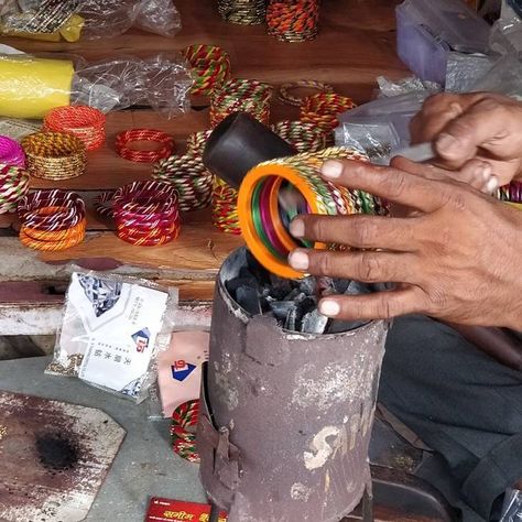 "This is how we make a handmade recycle traditional Indian Lac Bangles" Garba Decor, Lac Bangles, Bangle Making, India Architecture, Unique Bangle, Bangles Making, Graduation Project, Handmade Bangles, Bangle Designs