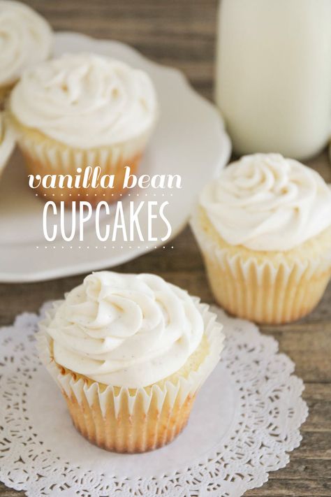 the baker upstairs: Vanilla Bean Cupcakes Cupcakes Recipes Vanilla, Vanilla Bean Buttercream, Vanilla Bean Cupcakes, Cupcakes Vanilla, Cupcakes Recipes, Vanilla Cupcake Recipe, Vanilla Cupcakes, Savoury Cake, Food Cakes