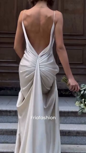 Halter Top Wedding Dress, Elegant Backless Dress, Sleek Wedding Dress, Minimal Wedding Dress, White Evening Gowns, Elegant White Dress, Open Back Wedding, Classy Wedding Dress, Open Back Wedding Dress