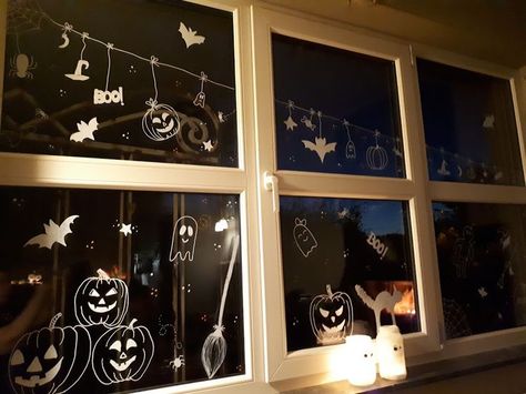 Halloween Window Drawing, Halloween Window Painting, Halloween Window Art, Halloween Bricolage, Halloween Window Display, Halloween Outside, Fall Room Decor, Window Drawing, Halloween Window