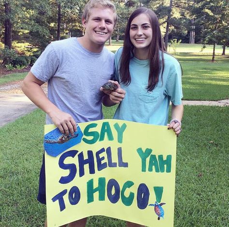 Promposal ideas! Love turtles Turtle Promposal, Turtle Puns, Formal Proposals, Prom Pictures Group, School Dance Ideas, Promposal Ideas, Cute Prom Proposals, Prom Pictures Couples, Prom Goals