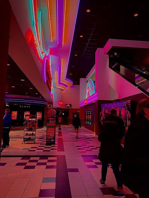 80s Interior Design, Dead Malls, Roller Rink, New Retro Wave, Dreamcore Weirdcore, 80s Aesthetic, 80s Vibes, Vaporwave Aesthetic, Neon Aesthetic