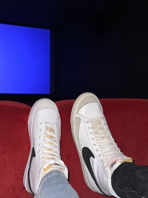 Nike blazer Couple Couple goals Outfit #nike #blazer #couple #outfit Blazers Shoes Outfit, Cute Date Pictures, Couple Movie Night Aesthetic, Nike Blazer Aesthetic, Aesthetic Couple Photos, Couple Goal Outfits, Blazer Aesthetic, Couples Movie Night, Movie Night Aesthetic