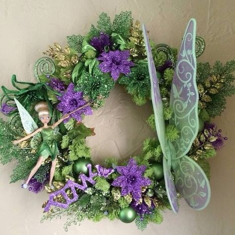 Cute Disney wreath Tinkerbell Christmas, Princess Wreath, Fairy Wreath, Mickey Mouse Wreath, Disney Wreath, Holly Madison, Diy Disney, Disney Decor, Spring Wreaths