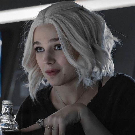 Teagan Croft Raven, Titans Season 4, Raven Titans, Teagan Croft, Banner Icon, Dc Titans, Rachel Roth, Titans Tv Series, Defenders Marvel