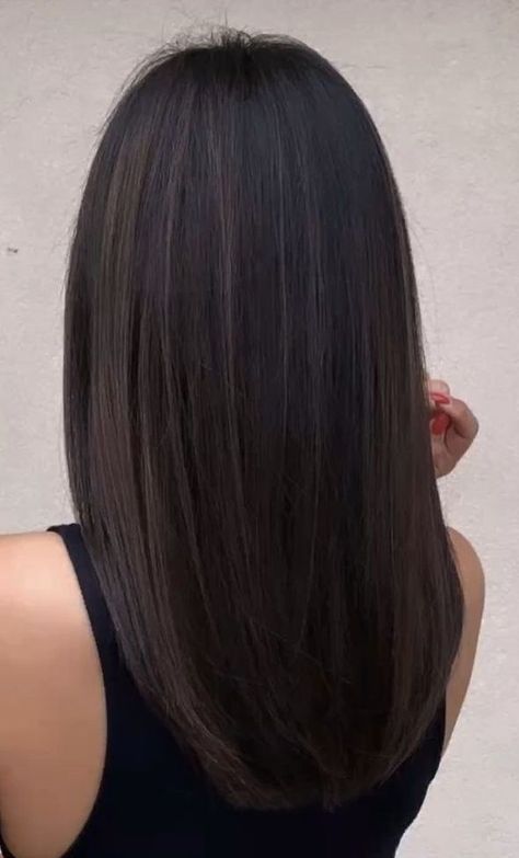 Short Hair Highlights, Straight Hair Cuts, Asian Short Hair, Long Hair Color, Midlength Haircuts, Hair Advice, Hair Stylies, Haircuts Straight Hair, Bun Hairstyles For Long Hair