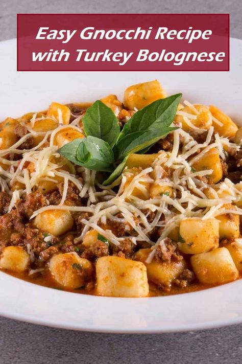 Easy Gnocchi Recipe, Gnocchi Recipes Healthy, Quick Comfort Food, Easy Gnocchi, Gnocchi Recipes Easy, Gnocchi Pesto, Ground Turkey Recipes Easy, Gnocchi Dishes, Turkey Bolognese