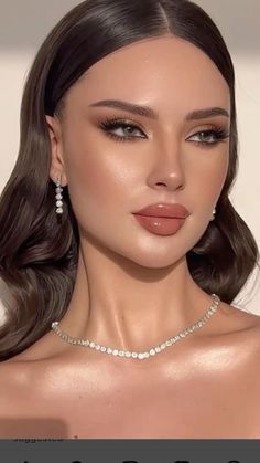 Chic Makeup Looks Classy, Natural Classy Makeup, Elegant Classy Makeup, Timeless Makeup Looks, Evening Glam Makeup, Cool Tones Makeup, Elegant Glam Makeup, Bold Glam Makeup, Makeup Ideas Soft