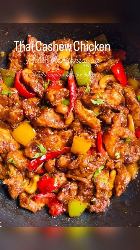 Thai Cashew Chicken Recipe https://resepmamiku.com/en/thai-cashew-chicken-bon_appetit_by_nadia Thai Cashew Chicken, Spiced Cashews, Cashew Chicken Recipe, Thai Spices, Chicken Chili Recipe, Cashew Chicken, Colorful Vegetables, Red Chili Flakes, Chicken Stir Fry