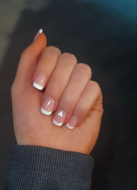 Heart French Nails, Nails Basic, Teen Nails, Kids Nail Designs, Ring Finger Nails, Short French, Cute Short Nails, French Tip Nail Designs, Short Gel Nails