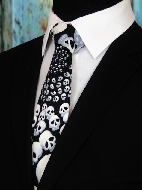 Goth Themed Wedding, Troll Oc, Wedding Pocket Square, Horror Fashion, Make A Tie, Goth Wedding, Broken Arrow, Vintage Goth, Black Skulls