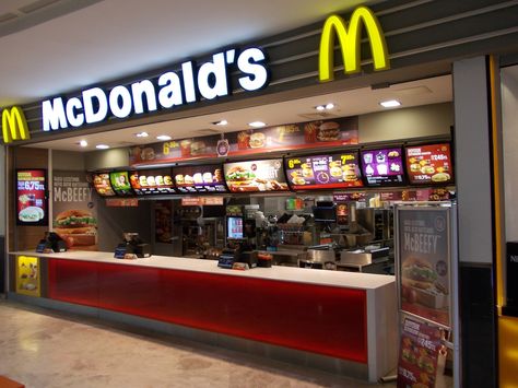 Food Court Design, Minecraft Food, Food Counter, 3d Building Design, Mall Food Court, Cute Tshirt Designs, Blocksburg Room Ideas￼, Mcdonald's Restaurant, Sneaker Posters