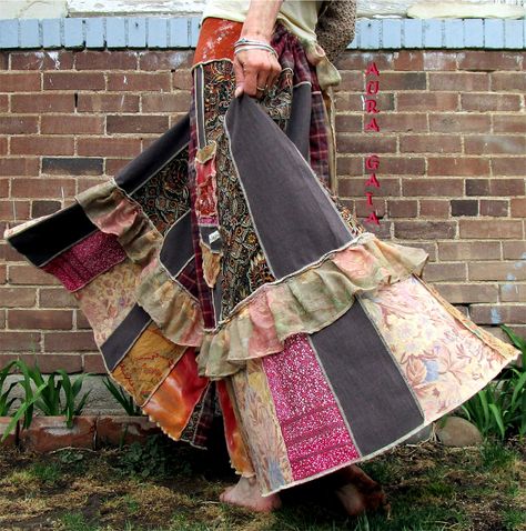 AuraGaia Merope~ Bustleback Long Skirt Poorgirl Upcycled XS-3X Plus Romanian Clothing, Upcycled Skirt, Diy Clothes For Women, Zero Waste Fashion, Shabby Chic Clothes, Patchwork Clothes, Creative Clothes, Making Clothes, Diy Clothes Videos