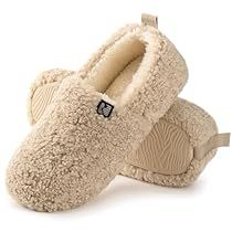 Soft Sole Slippers, Shearling Slippers, Home Comfort, Clog Slippers, On Clouds, Closed Toe Shoes, Walking On Clouds, Flip Flop Slippers, Beige Shoes