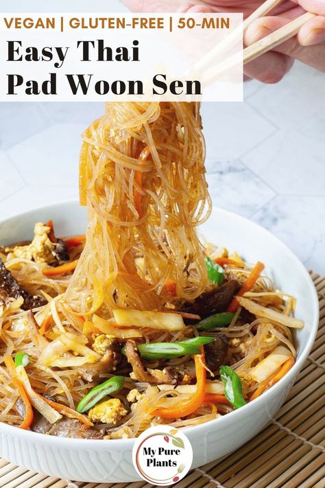 This pad woon sen is a vegan take on the classic Thai glass noodle stir fry dish. It features all the classic flavors of pad woon sen, from the sweet and salty sauce to the variety of vegetables included. Mungbean Noodle Recipes, Glass Noodle Stir Fry With Cabbage, Vegan Bean Sprout Recipes, Mung Bean Noodle Recipes, Julienne Carrots Recipe, Thai Glass Noodles, Pad Woon Sen, Glass Noodles Recipe, Bean Sprout Recipes