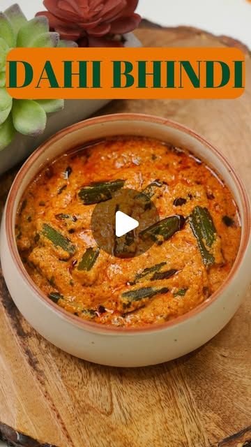 VIJI SHARON PHILIP on Instagram: "Dedicating this recipe for my dear #bachelors 💁🏻‍♀️🫰
And also to all those busy people who doesn't wanna cook elaborate at the same time wanna have some comfort home food 🥰
.
.
.
.
.
.
.
.
.
.
.
.
.
.
.
#samayalwithsharon #epdi #easyrecipes #easymeals #quickrecipes #dahibhindi #dahihandi #easyrecipes #vegetarian #vegrecipes" Comfort Home, Easy Curry, Busy People, Veg Recipes, Curries, Quick Recipes, Gravy, Easy Meals, Thanksgiving