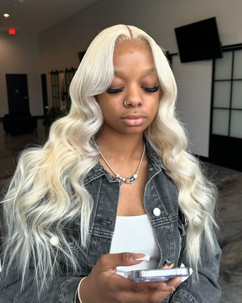 Blond Wig Install, Blonde Middle Part With Curls, Curly Blonde Wig Black Women, Blond Wig Black Women, 613 Body Wave Wig, Blonde Wig Hairstyles, Blonde Wig Black Women, Curls Blonde Hair, Blonde Hair Curls