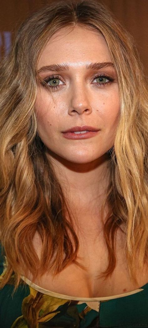 Elizabeth Olsen Close Up, Elizabeth Olsen Face, Elizabeth Olsen Photoshoot, Liz Olsen, Elizabeth Olsen Gif, Olsen Scarlet Witch, Elizebeth Olsen, Lizzie Olsen, Elizabeth Olsen Scarlet Witch