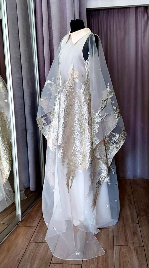 Brocade Kaftan Dress, Winter Wonderland Outfit Ideas, Robes Glamour, Modest Dresses Fashion, Classy Gowns, Chic Dress Classy, Brocade Dress, African Inspired Clothing, Classy Dress Outfits