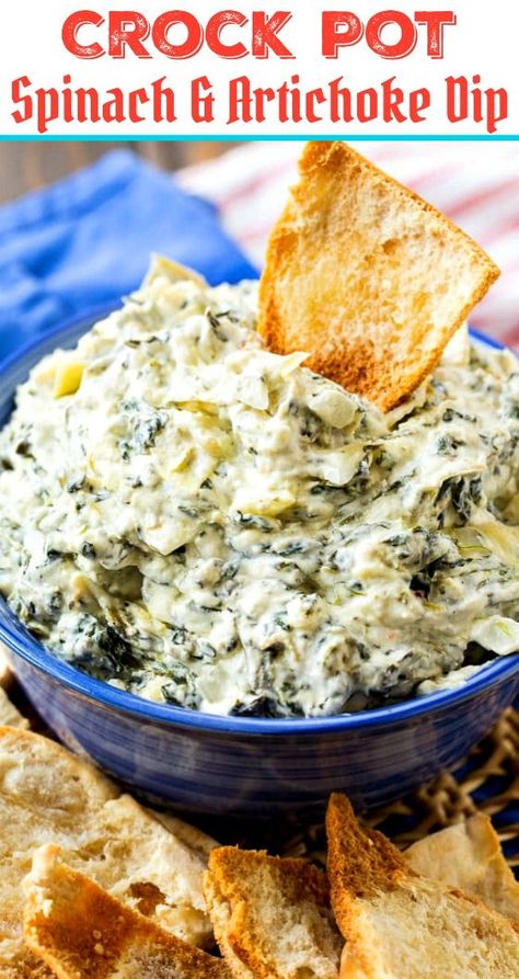 Crock Pot Artichoke Spinach Dip, Spinach Dips, Dip With Pita Chips, Friendsgiving Recipes Appetizers, Pilsbury Recipes, Cheesy Spinach Artichoke Dip, Crock Pot Dips, Crockpot Appetizers, Cheesy Spinach