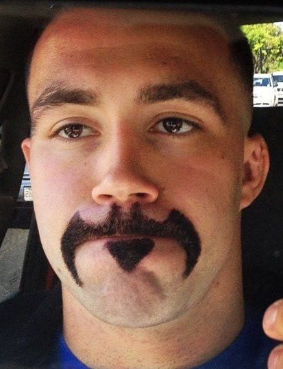 There's only one week left of Movember, so we've rounded up the 12 craziest moustaches we've ever seen. Click the picture to see our Buzzfeed! Tanda Tanya, Im Batman, Memes Humor, Beard No Mustache, 인물 사진, Facial Hair, Bones Funny, Amalfi, Funny Photos