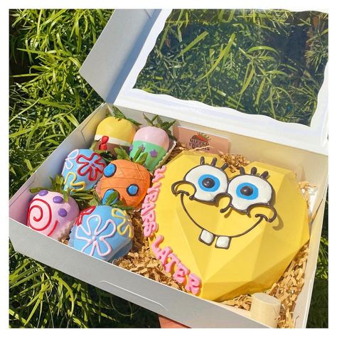 Spongebob Bouquet, Spongebob Chocolate Covered Strawberries, Spongebob Breakable Heart, Spongebob Strawberries, Spongebob Desserts, Spongebob Birthday Treats, Chocolate Spongebob, Spongebob Gifts, Spongebob Themed 21st Birthday