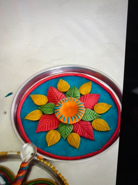 Arati Plate Decoration, Arti Thali Decoration Ideas For Ganpati, Unique Arti Thali Decoration, Unique Aarti Thali Decoration Ideas, Arti Decoration, Navratri Diy, Aarti Thali Decoration Ideas, Aarti Decoration, Thali Design