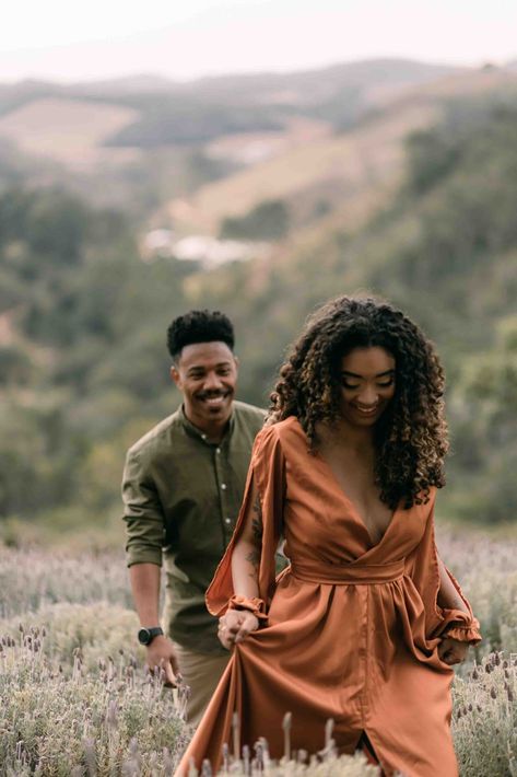 Outdoor Photoshoot Ideas Black Couples, Brown Couple Photoshoot, Outdoor Engagement Photos Black Couple, Black Couple Fall Photoshoot, Pre Wedding Shoot Ideas Outdoor, Nature Couple Photoshoot, Engagement Photos Black Couples, Engagement Photos Woods, Couple Outdoor Photoshoot