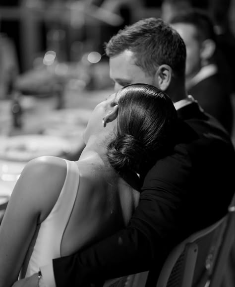 Wedding Photo List, Wedding Shot List, Photo Mood, Shot Ideas, Wedding Portrait Poses, Photos Poses, Wedding Picture Poses, Photography Styles, Pics Inspo