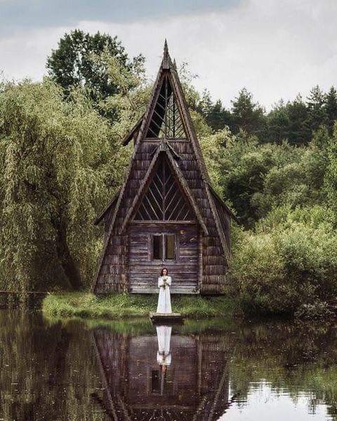 Nordic Folklore Aesthetic, Nordic Witch Aesthetic, Tiny Glade, Baba Yaga House, Witch Hut, Forest Glade, Slavic Paganism, Slavic Folklore, Forest Cottage