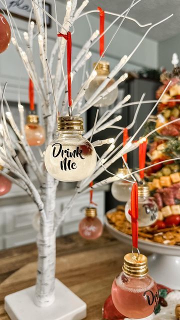 Drunk Christmas Party, Hosting Family Christmas In Your Home, Holiday Cocktail Party Decor, Christmas Company Party Ideas, Ornament Shots, Cocktail Gift Ideas, Christmas Hosting Ideas, Booze Balls, Christmas Bachelorette Party