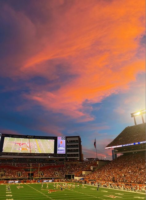 #collegefootball #sunset #football #texas #ut #gameday Rice Board, Ut Texas, Long Horns, Texas Football, Ut Austin, Michael Roberts, Zach Bryan, Morgan Wallen, Football Field