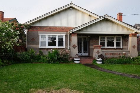 A California bungalow style house in the suburbs : Austockphoto California Suburbs House, California Bungalow Australian, California Suburbs, Room References, House In The Suburbs, Bungalow Style House, California Bungalow, California House, Bungalow Style