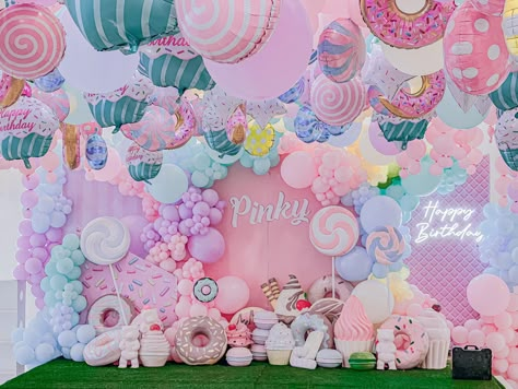 Cotton Candy Themed Birthday Party Decorations, Candy Land Theme Party Decoration, Candyland Theme Party Decorations, Candyland Birthday Party Decorations, Candy Land Backdrop, Candy Land Theme Party, Candyland Backdrop, Candyland Theme Party, Candyland Party Theme