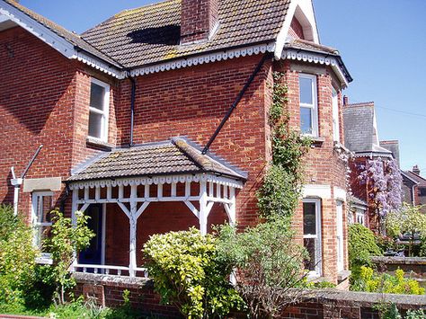 Love this fretwork-simple yet lovely Edwardian House Exterior, Victorian Entrance, September Garden, Victorian Country House, Front Path, Victorian Front Doors, Porch Canopy, Victorian Porch, Traditional Front Doors