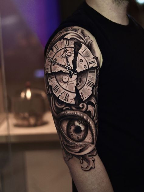 Pisces Tattoo For Men, Clock Face Tattoo, Eye Tattoo On Arm, Uv Ink Tattoos, Clock Tattoo Sleeve, Clock Tattoos, Tattoo Homme, Cool Shoulder Tattoos, Eyes Tattoo