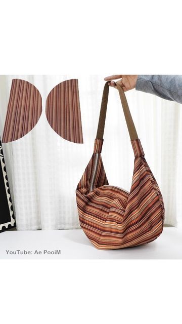 Diy Shoulder Bag, Hobo Bag Patterns, Shoulder Bags Pattern, Upcycled Bag, Diy Bag Designs, Sewing Crafts Tutorials, Instagram Diy, Half Circle, Bag Patterns To Sew