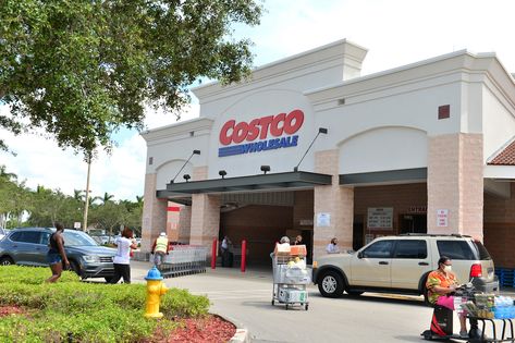 Is Costco open on Labor Day? Opening hours and store details One Minute Workout, Giant Chicken, Costco Membership, Pie And Mash, Costco Shopping, Dry Creek Bed, Creek Bed, Thanksgiving Day Parade, Bargain Hunter