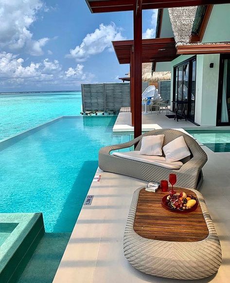 Aloita Resort, Destination Voyage, Swimming Pool Designs, Private Island, Vacation Places, Beautiful Places To Travel, Luxury Resort, Travel Inspo, Vacation Destinations