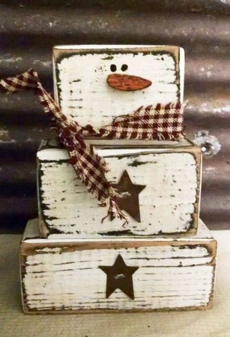 Snowman Kerajinan Diy, Christmas Wood Crafts, Primitive Crafts, Snowman Crafts, Christmas Decorations Rustic, Primitive Christmas, Christmas Wood, Winter Crafts, Christmas Deco