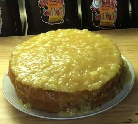 Easy To Make Old School Pineapple Layer Cake Pineapple Juice Cake Recipe, Pineapple Glaze For Cake, Pineapple Layer Cake Recipe, Old Fashioned Pineapple Cake Recipe, Pineapple Layer Cake, Old School Soul Food, Pineapple Dream Cake, Crushed Pineapple Cake, Pineapple Pound Cake