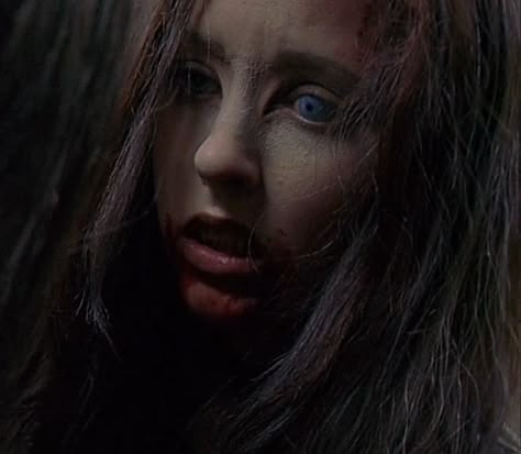 Ginger Snaps Makeup, Ginger Fitzgerald Aesthetic, Ginger Snaps Aesthetic, Werewolf Halloween Costume, Werewolf Woman, 2000s Vampire, Future Costume Ideas, Ginger Fitzgerald, Monstrous Feminine