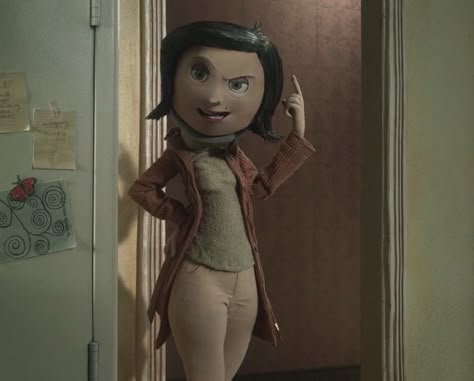 Coraline Mom, Shows Wallpaper, Puppet Combo, Im Not Sorry, Coco Jones, Coraline Movie, Kids Animation, Coraline Aesthetic, Coraline Jones