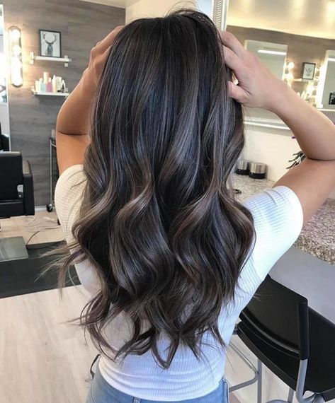 Choose Some of These Stunning Cool Toned Hair Colors To Contrast The Fall Aesthetic Cool Tone Hair Colors, Rambut Brunette, Black Hair Balayage, Ash Brown Hair, Black Hair With Highlights, Brunette Balayage Hair, Brown Hair Balayage, Hair Color Ideas For Brunettes, Balayage Brunette