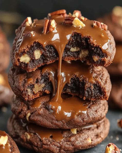 Turtle Caramel Pecan Brownie Cookies - optimal recipes Turtle Cookies Recipe, Optimal Recipes, Cookies Sans Gluten, Pecan Brownies, Apple Cookie, Chicken Wing Recipes Baked, Cookies Recipes Chocolate, The Cookie Monster, Turtle Cookies