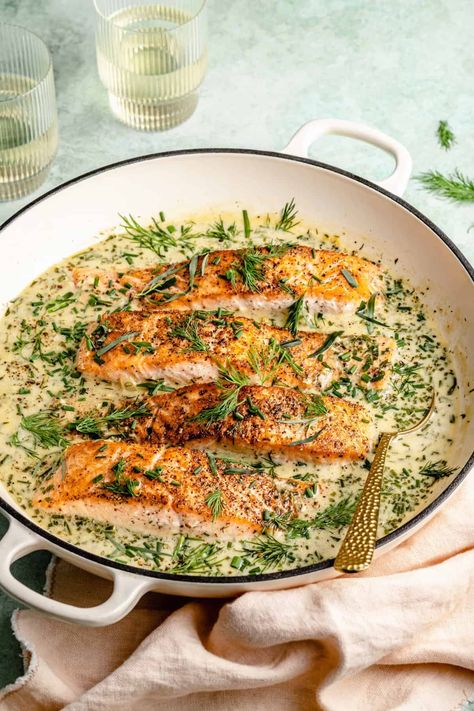 Y'all know I love a salmon dinner and this Creamy Spring Salmon is perfect for the new season and one you will also love! The Defined Dish, Defined Dish, Spring Dinner, Salmon Dinner, Roasted Asparagus, Eat Better, Salmon Recipe, Spring Recipes, Fish Dishes