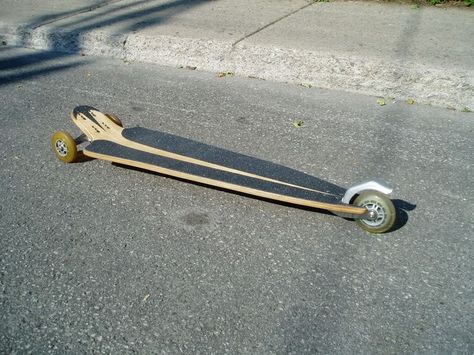 Scooter Concept, Skateboard Culture, Outdoor Roller Skates, Skateboard Gear, Skate Vibes, Board Skateboard, Longboard Design, Longboard Decks, Skateboard Trucks