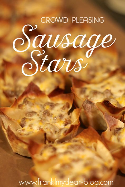 Sausage Stars from Jenni at Frankly My Dear. Sausage And Cream Cheese Wonton Cups, Sausage Stars Appetizers, Cheesy Sausage Wonton Cups, Sausage Stars Appetizers Wonton Wrappers, Sausage Wonton Cups, Sausage Wontons, Orzo Dinner Recipes, Savory Hand Pies Recipes, Orzo Dinner